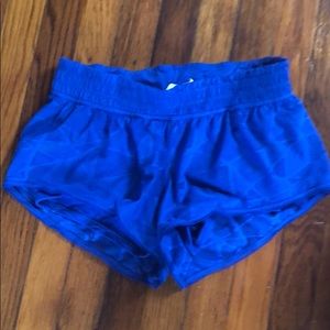 Lululemon size 6 shorts